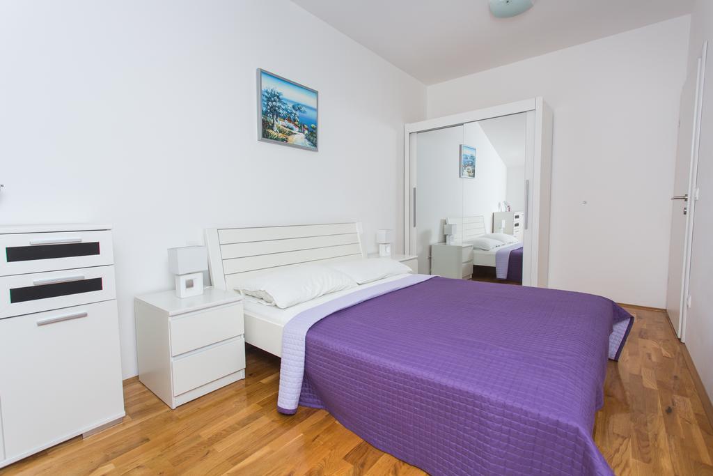 Apartments Little Paradise Trogir Habitación foto